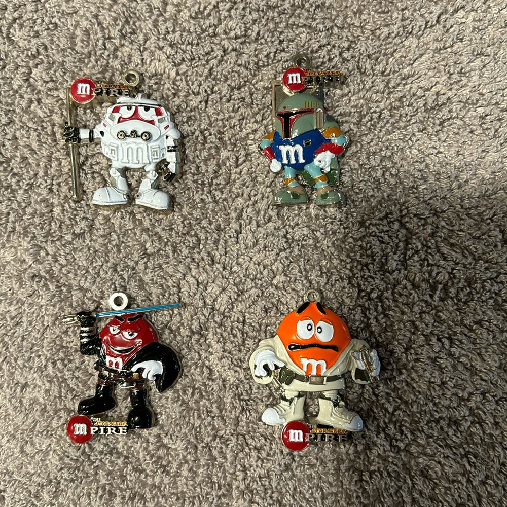 M&M charms in Star Wars costumes